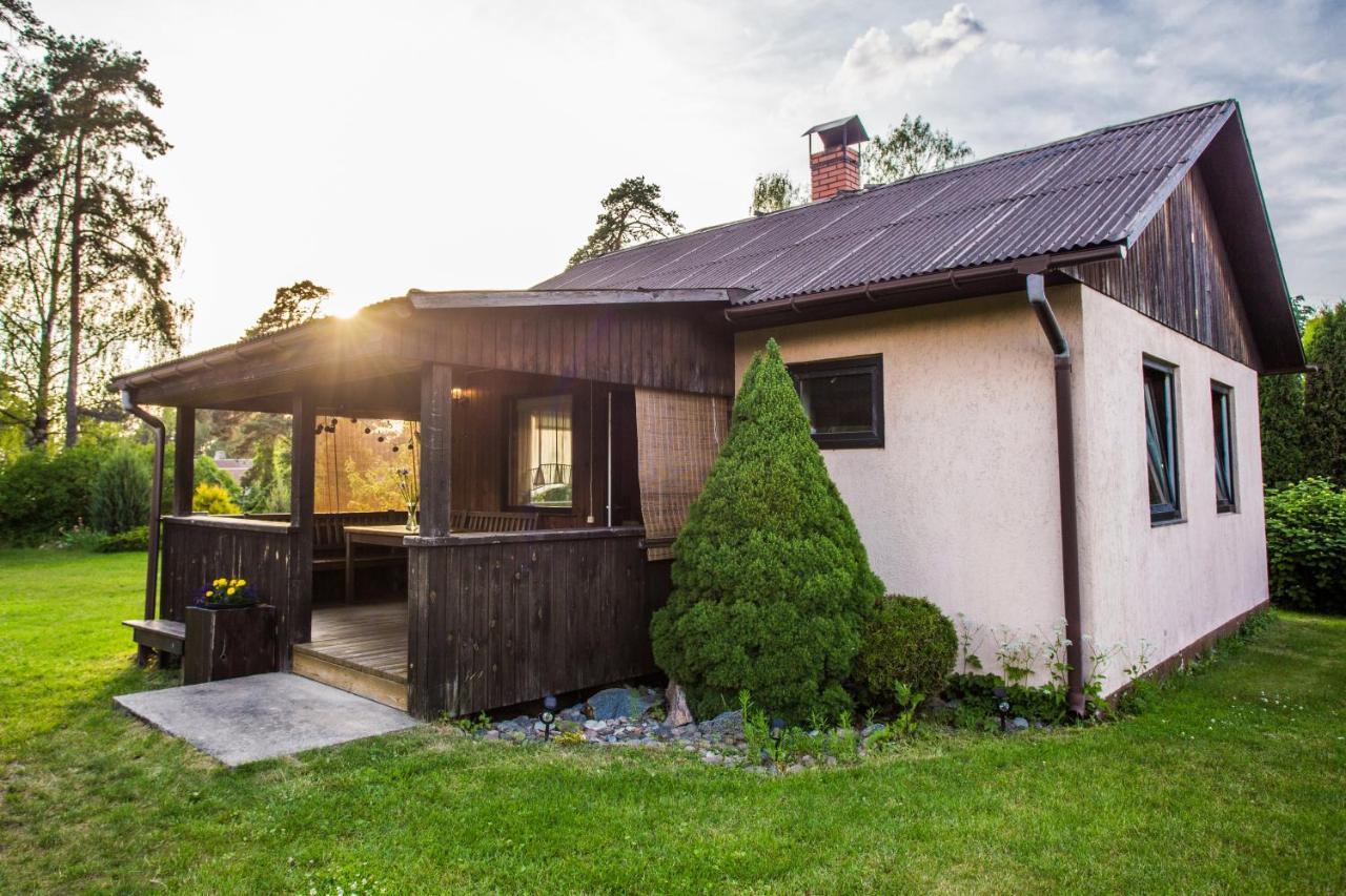 Guest House Baltas Dujas Саулкрасты Экстерьер фото